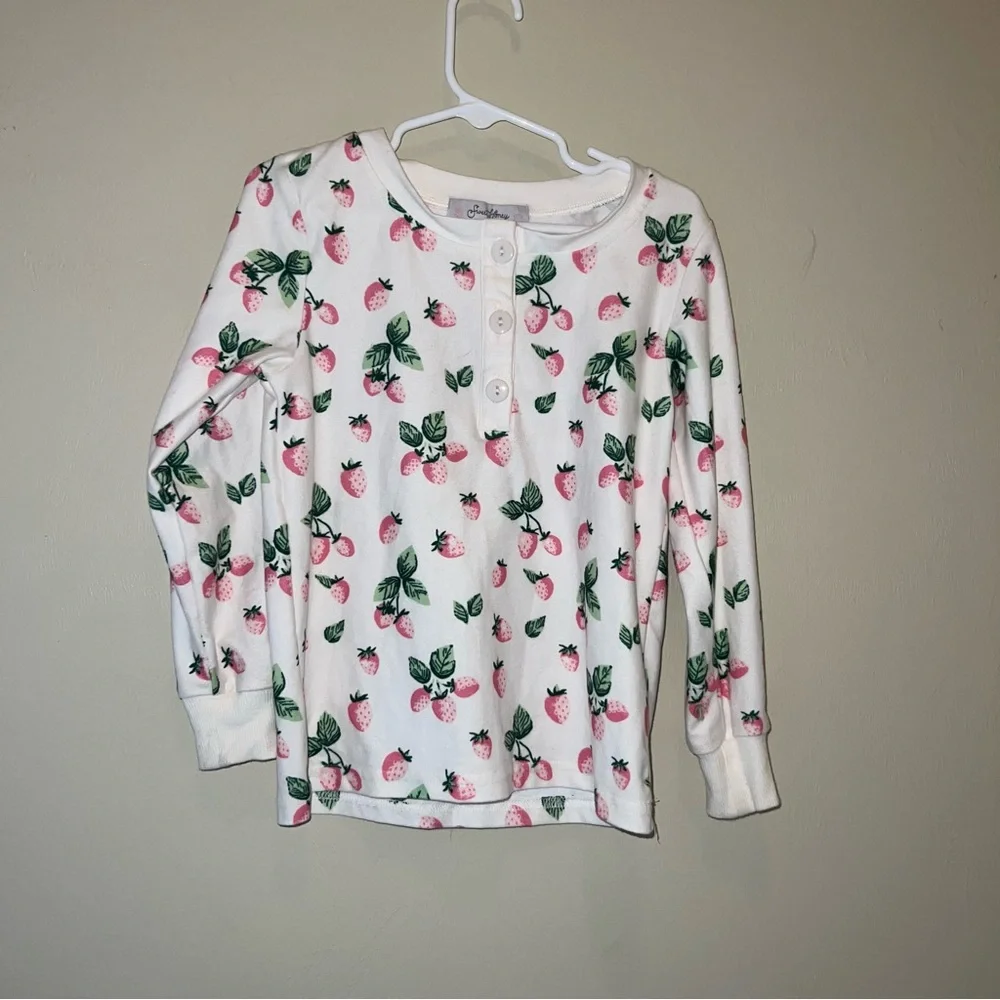 SweetHoney White Pajama Joggers Set with Strawberry Print